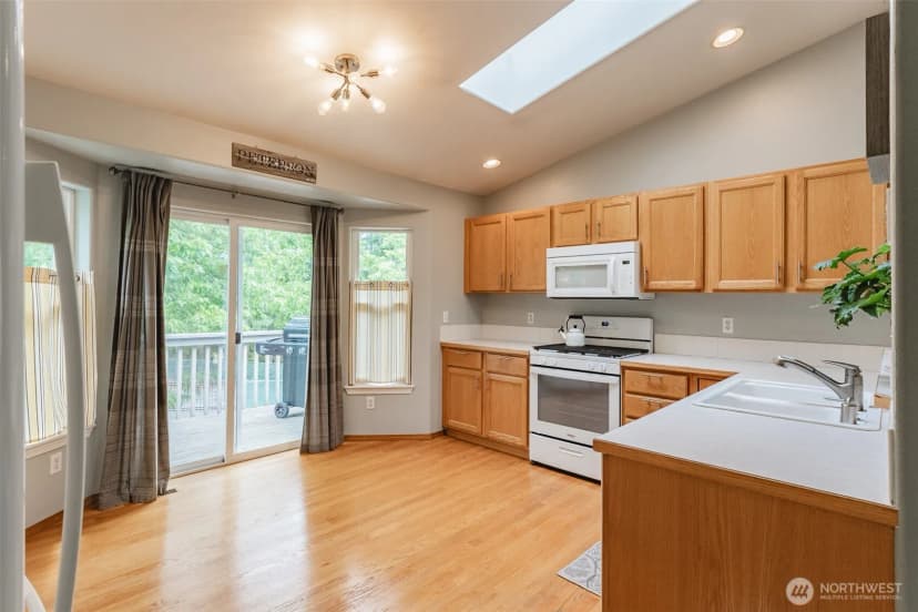 Property photo for 3824 Briarcliffe Court, Bellingham photo 6