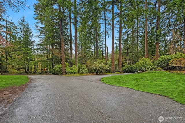 Property photo for 22223 Ne 82nd Place, Redmond photo 4