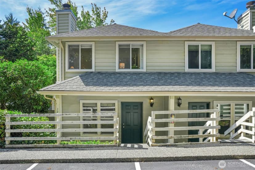 Property photo for 12737 Ne 132nd Street, Kirkland photo 28