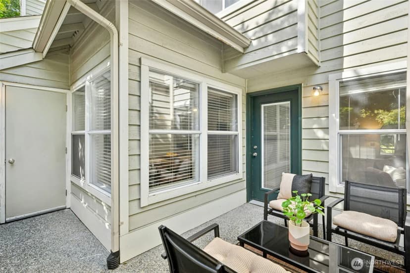 Property photo for 12737 Ne 132nd Street, Kirkland photo 26