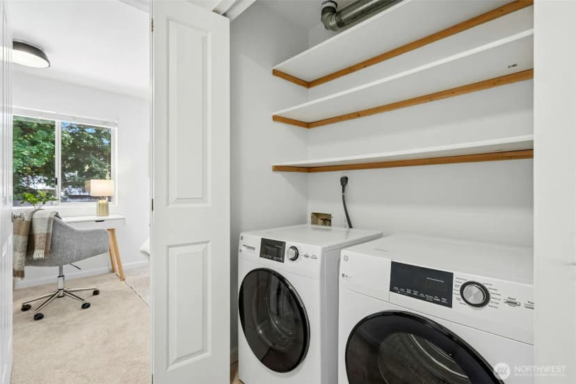 Property photo for 12737 Ne 132nd Street, Kirkland photo 24