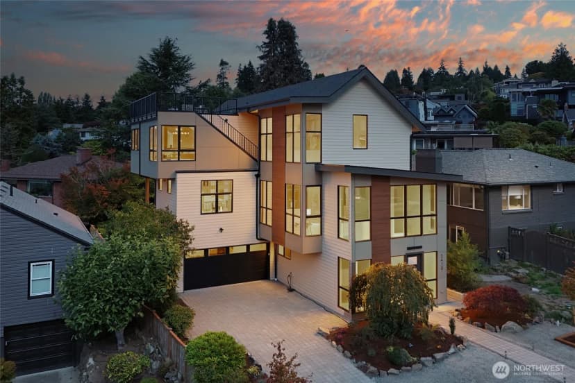 Property photo for 2410 Nw Neptune Place, Seattle