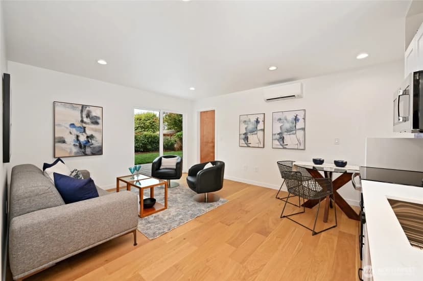 Property photo for 2410 Nw Neptune Place, Seattle photo 27