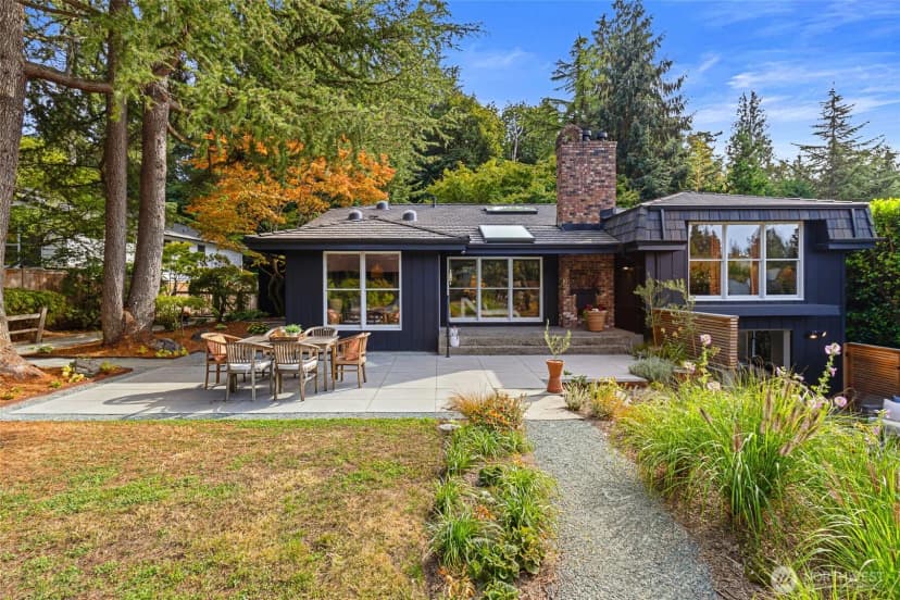 Property photo for 11233 240th St Sw, Woodway