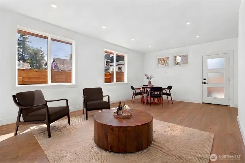 Property photo for 5042 35th Avenue Ne, Seattle photo 5