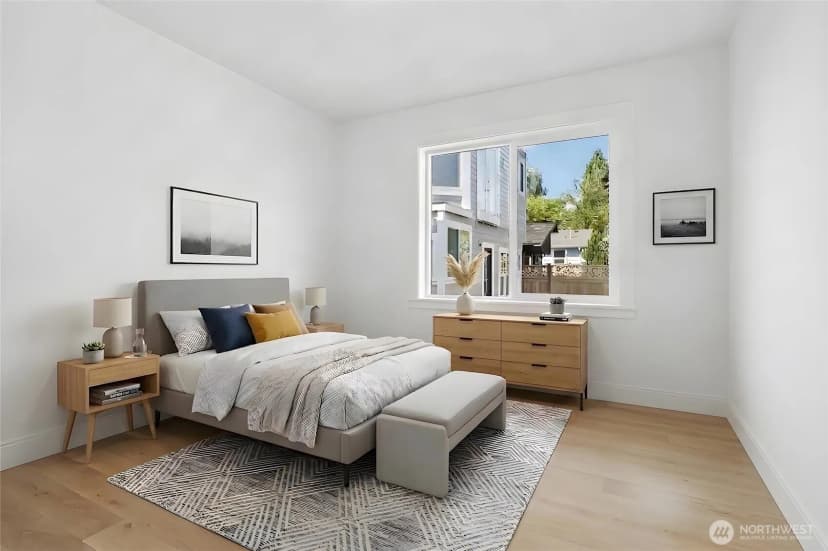 Property photo for 5042 35th Avenue Ne, Seattle photo 10