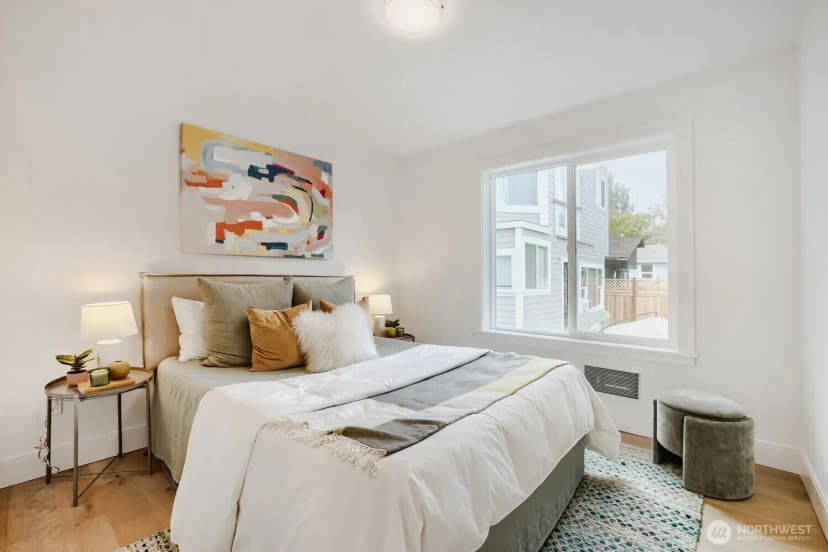 Property photo for 5042 35th Avenue Ne, Seattle photo 14
