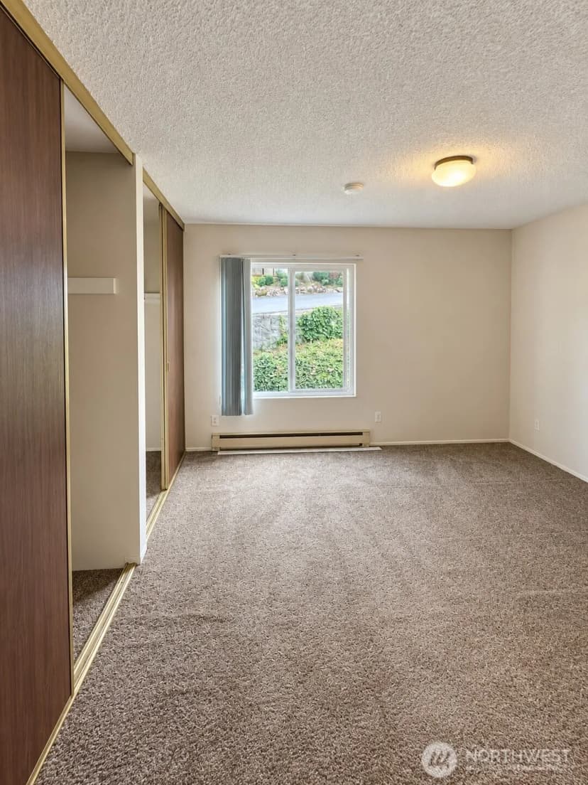 Property photo for 924 Shorewood Drive #e56, Bremerton photo 8
