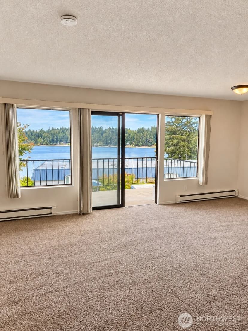 Property photo for 924 Shorewood Drive #e56, Bremerton photo 2