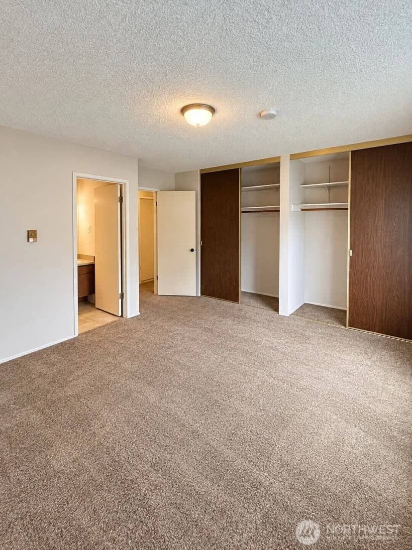 Property photo for 924 Shorewood Drive #e56, Bremerton photo 9