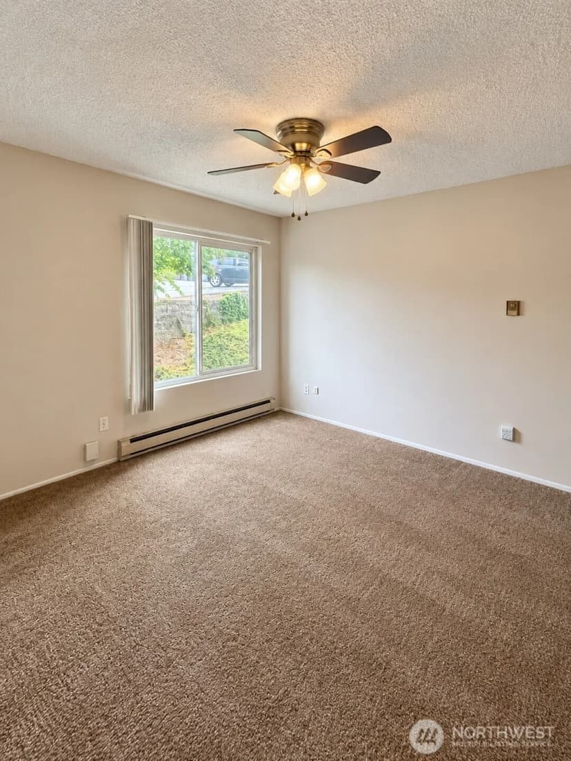 Property photo for 924 Shorewood Drive #e56, Bremerton photo 7