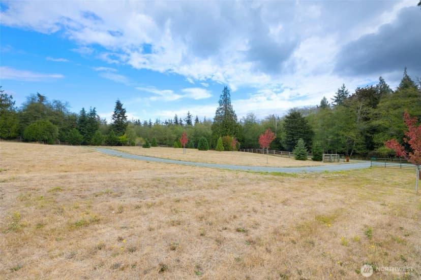 Property photo for 5196 Foxglove Lane, Langley photo 7