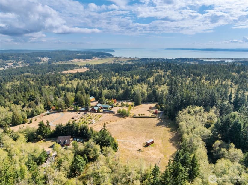 Property photo for 5196 Foxglove Lane, Langley photo 6