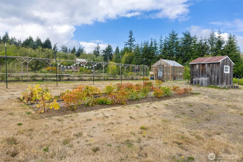 Property photo for 5196 Foxglove Lane, Langley photo 9