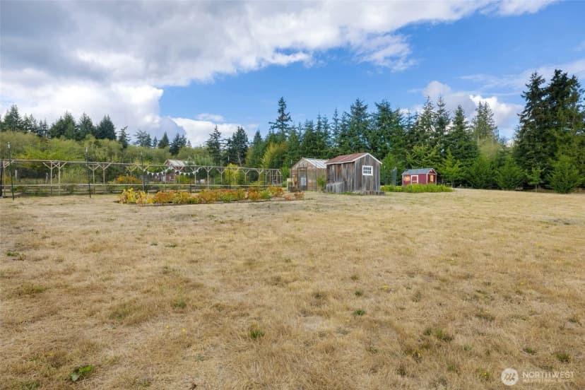 Property photo for 5196 Foxglove Lane, Langley photo 8