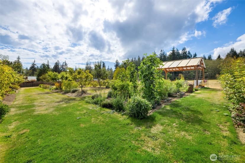 Property photo for 5196 Foxglove Lane, Langley photo 13