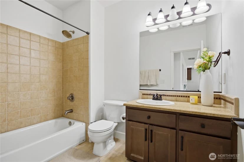 Property photo for 11022 Se 61st Place, Bellevue photo 35