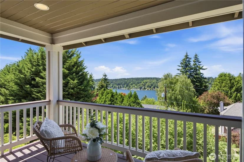 Property photo for 11022 Se 61st Place, Bellevue photo 23