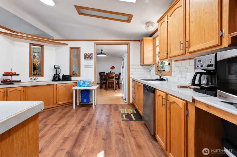 Property photo for 720 190th Street E, Spanaway photo 8
