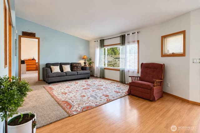 Property photo for 720 190th Street E, Spanaway photo 4