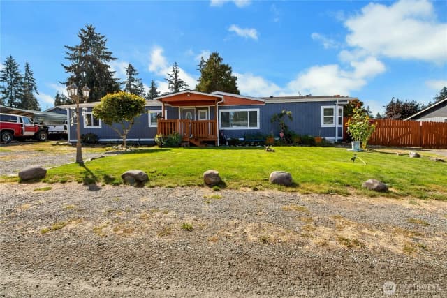Property photo for 720 190th Street E, Spanaway photo 2