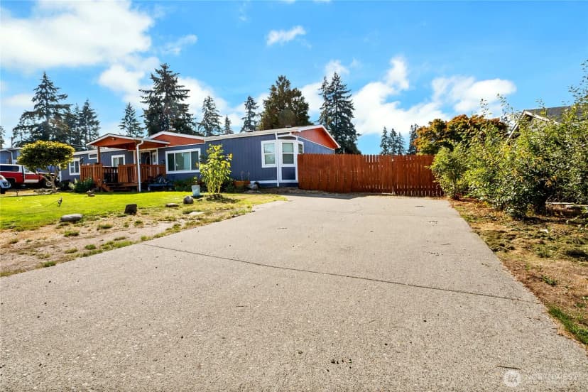 Property photo for 720 190th Street E, Spanaway photo 3