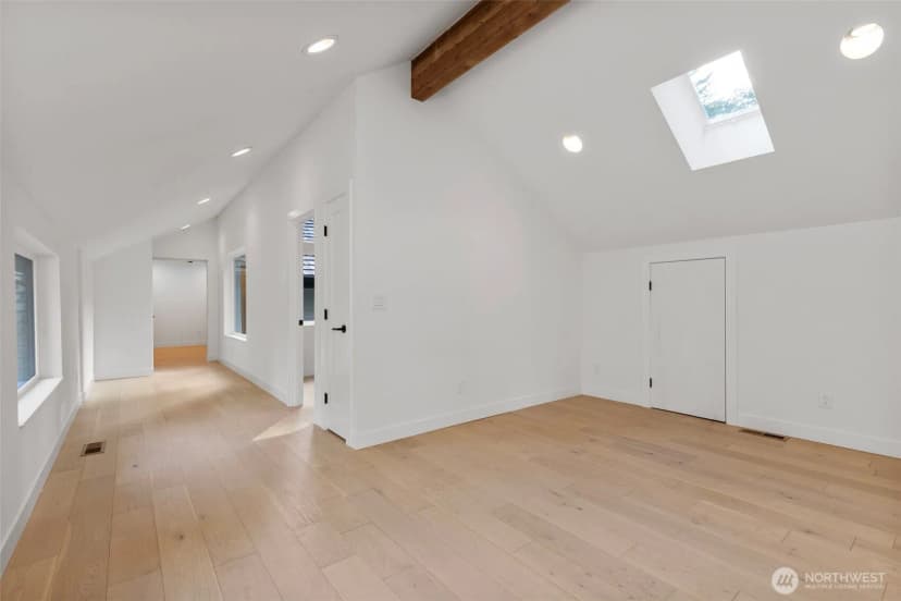 Property photo for 16455 Agate Point Road Ne, Bainbridge Island photo 30