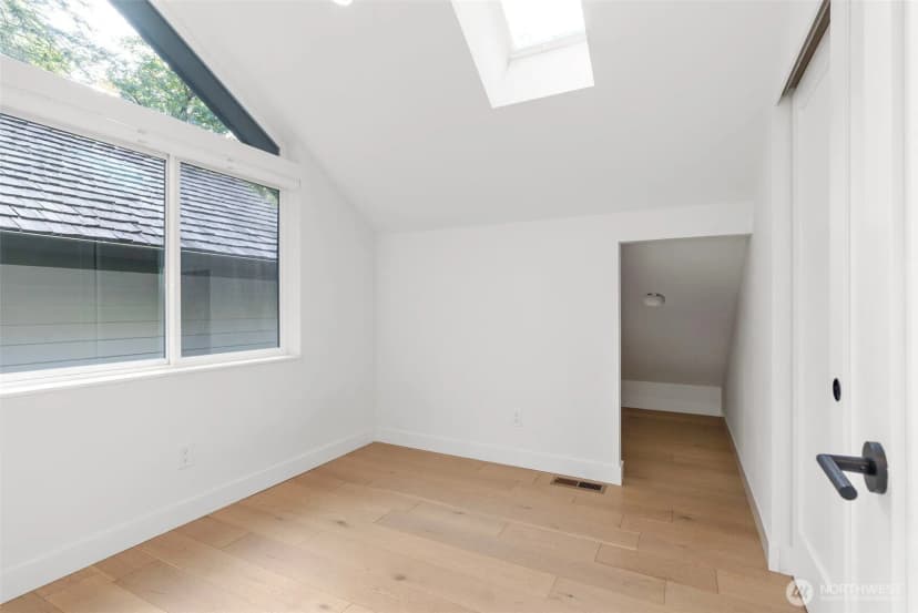 Property photo for 16455 Agate Point Road Ne, Bainbridge Island photo 31