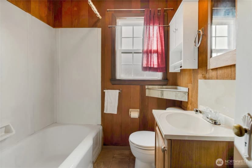 Property photo for 510 S 58th Street, Tacoma photo 12