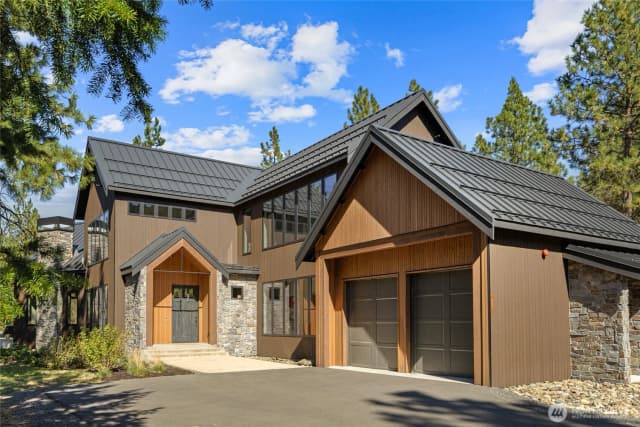 Property photo for 321 Southern Star Lane, Cle Elum photo 2