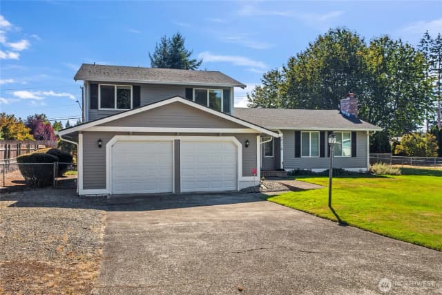 Property photo for 10116 100th Street Ct Sw, Lakewood