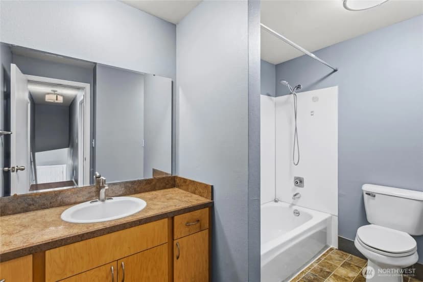 Property photo for 10116 100th Street Ct Sw, Lakewood photo 15