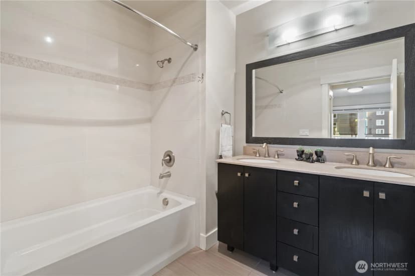 Property photo for 699 John Street #507, Seattle photo 12