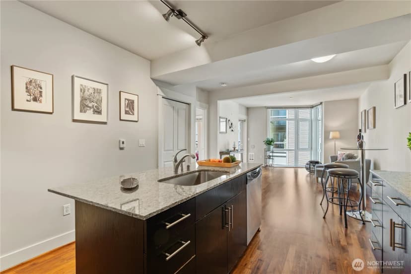 Property photo for 699 John Street #507, Seattle photo 3