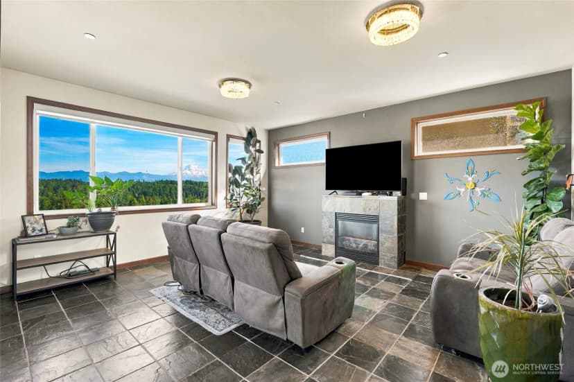 Property photo for 10908 177th Avenue Ct E, Bonney Lake photo 9