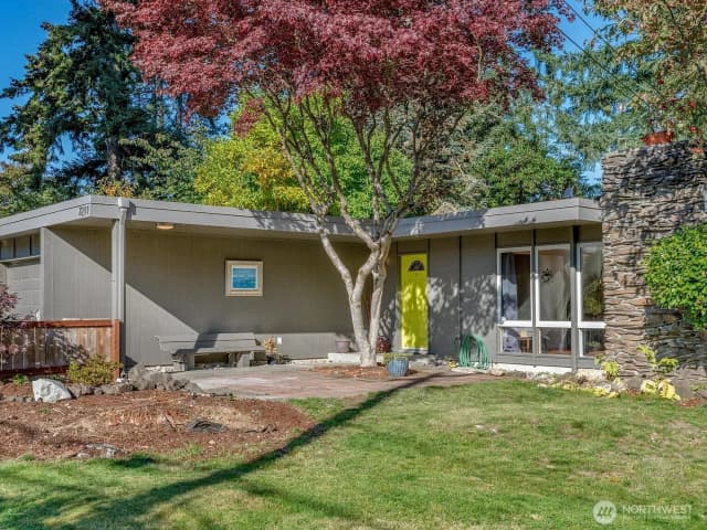 Property photo for 7211 44th Street W, University Place