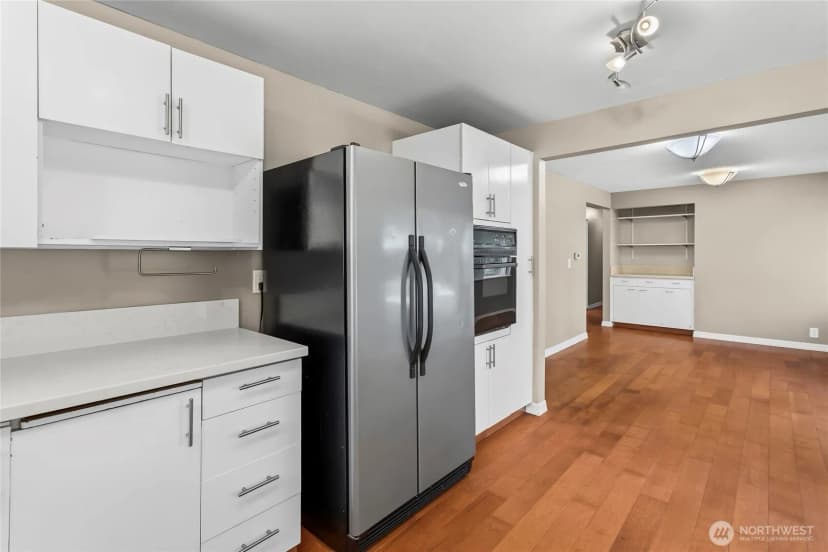 Property photo for 7211 44th Street W, University Place photo 10