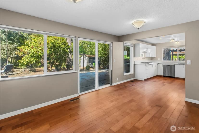 Property photo for 7211 44th Street W, University Place photo 14