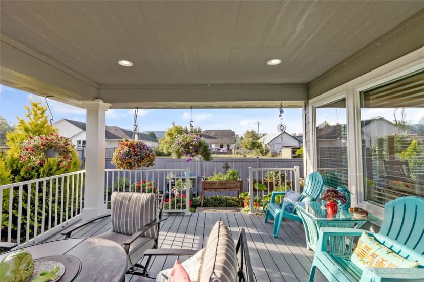 Property photo for 268 N Mcneely Street, Buckley photo 30