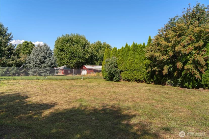 Property photo for 64 N James Avenue, East Wenatchee photo 2