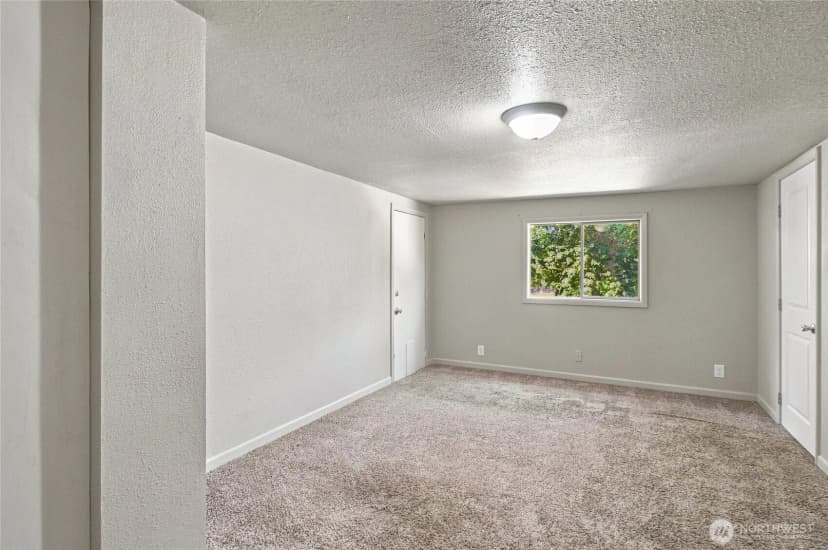Property photo for 64 N James Avenue, East Wenatchee photo 23
