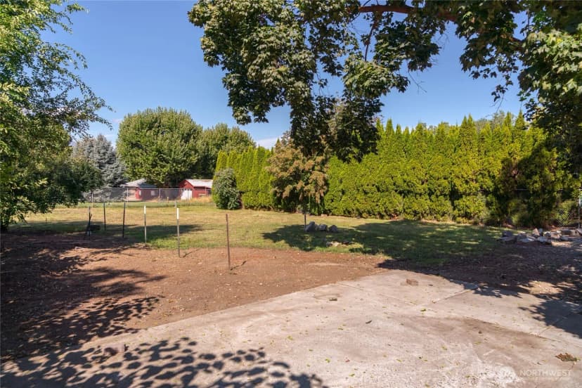 Property photo for 64 N James Avenue, East Wenatchee photo 14