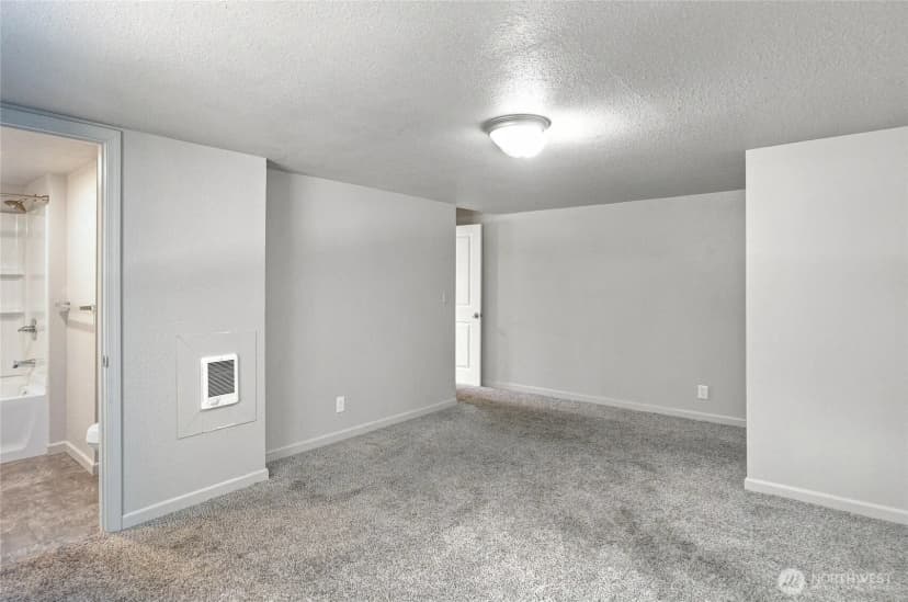 Property photo for 64 N James Avenue, East Wenatchee photo 21