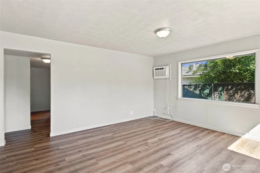 Property photo for 64 N James Avenue, East Wenatchee photo 8