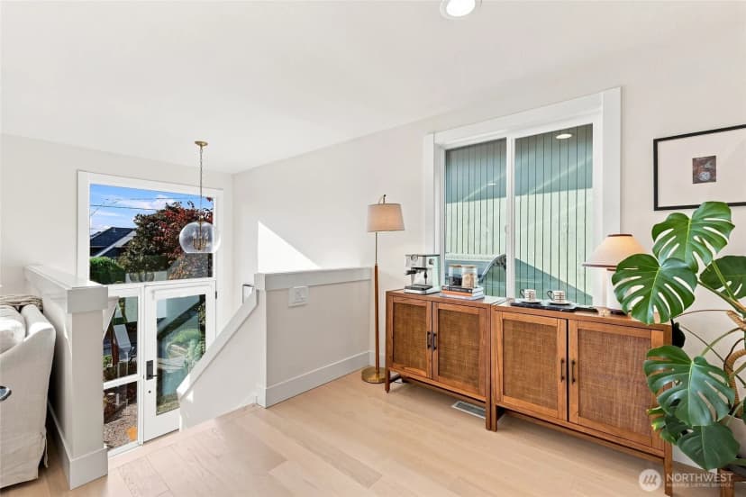Property photo for 5128 Palatine Avenue N, Seattle photo 21