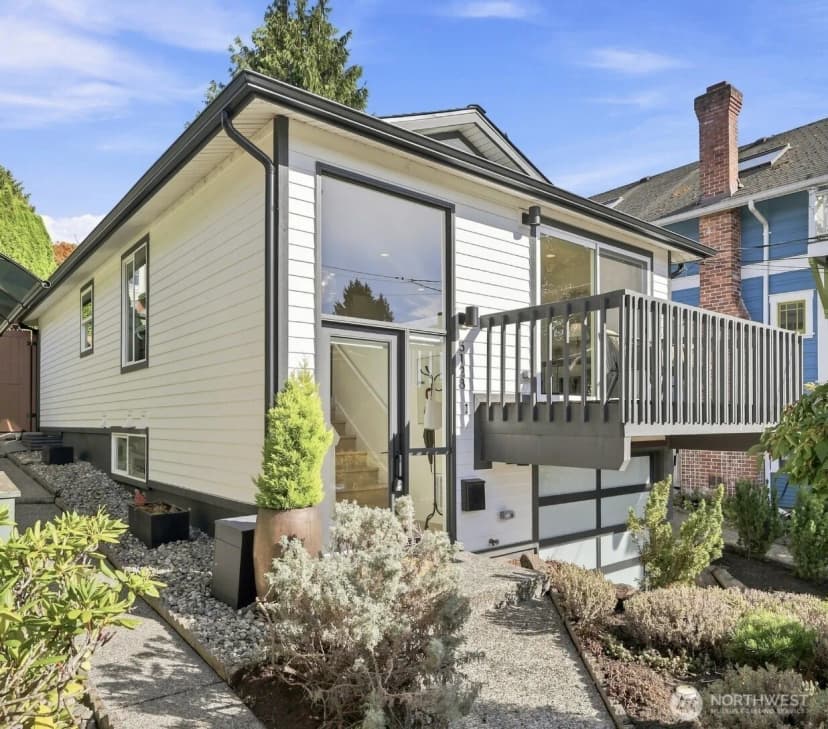 Property photo for 5128 Palatine Avenue N, Seattle photo 36