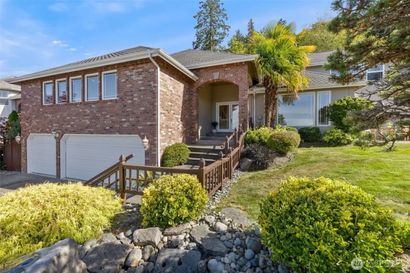 Property photo for 1447 Scurlock Lane, Mukilteo photo 4