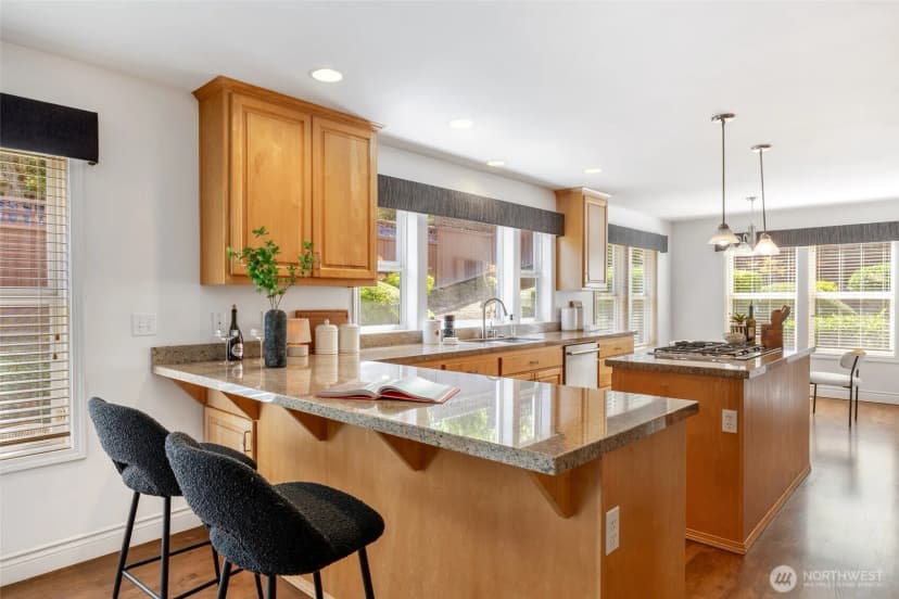 Property photo for 1447 Scurlock Lane, Mukilteo photo 17
