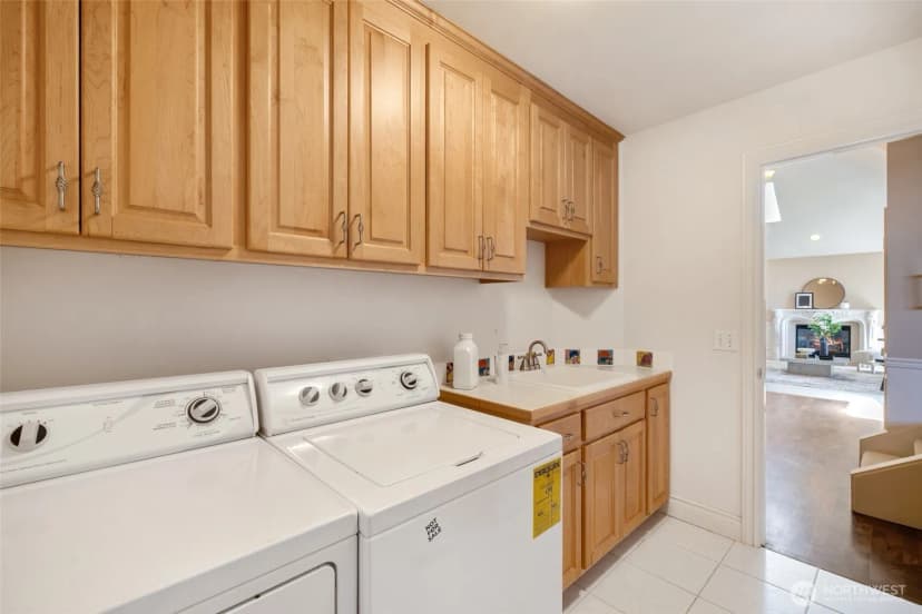 Property photo for 1447 Scurlock Lane, Mukilteo photo 35