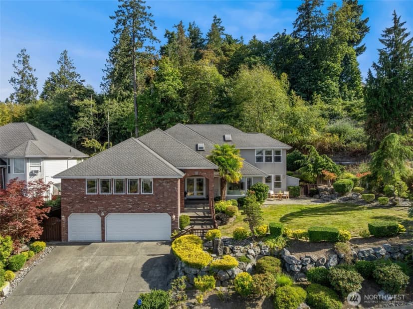 Property photo for 1447 Scurlock Lane, Mukilteo photo 2
